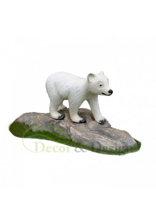 Figura dekoracyjna Mały Niedźwiedź na skale